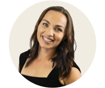 Kira Steinhaus - Real Estate Agent