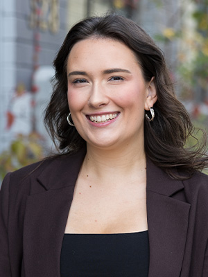 Klarissa Millis - Real Estate Agent