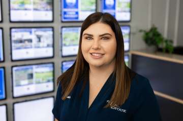 Abbey  Graham - Real Estate Agent