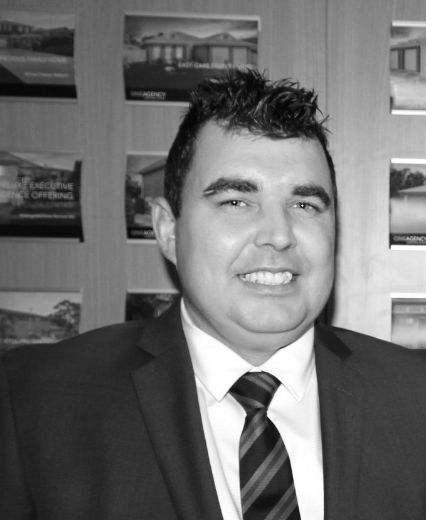 Kristopher Kerr  - Real Estate Agent at One Agency Sarkis Real Estate - CARDIFF HEIGHTS
