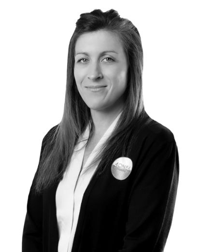 Kristy Adams - Real Estate Agent at 4one4 Property Co. - GLENORCHY