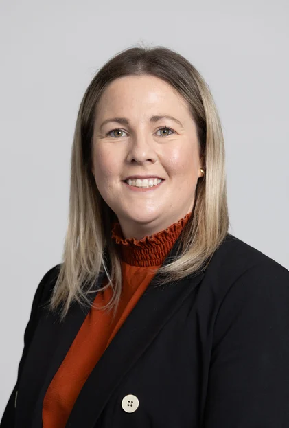 Ali Forbes - Real Estate Agent