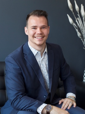 Lachlan Peters Real Estate Agent