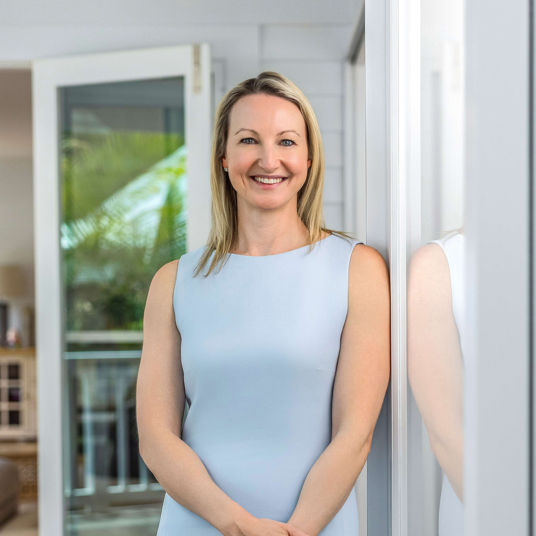 Laura Mears - Real Estate Agent