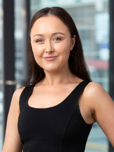 Laura Memery - Real Estate Agent at Woodards - Essendon