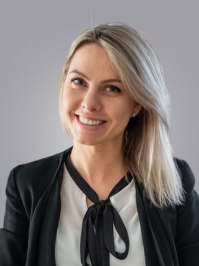 Laura Voinea - Real Estate Agent at Area Specialist - Melbourne