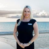 Laura Wright - Real Estate Agent From - REMAX Partners Real Estate - PIALBA