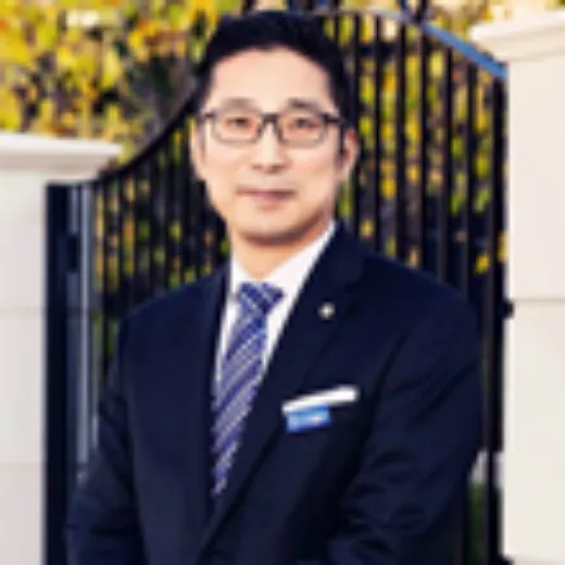 Lawrence Zhu - Real Estate Agent at Marshall White