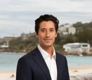 Nicolas Pâquer - Real Estate Agent Nicolas Pâquer - Real Estate Agent