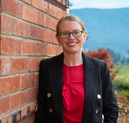 Leanne Chapman - Real Estate Agent at Professionals Yarra Valley - YARRA JUNCTION
