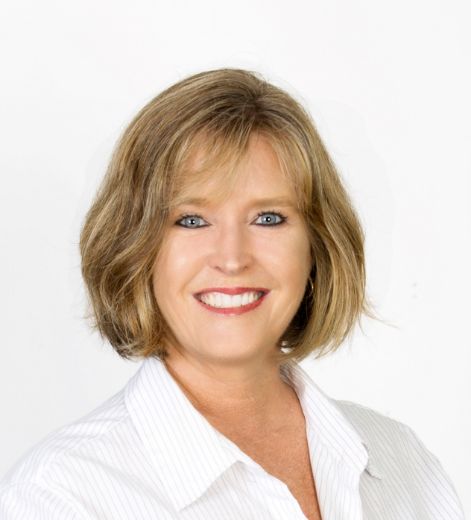 Leanne Spence  - Real Estate Agent at Elite Noosa - Property Rentals and Sales