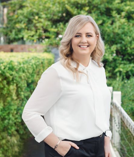 Leearna Roberts - Real Estate Agent at Ray White Mt Gambier -  RLA 291953
