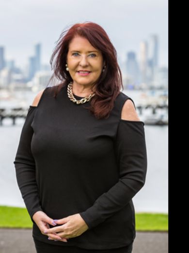 Leigh Hughes - Real Estate Agent at Gunn & Co Estate Agents - WILLIAMSTOWN