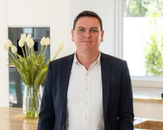 Leigh Johnson - Real Estate Agent