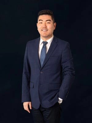Leo Zhang Real Estate Agent