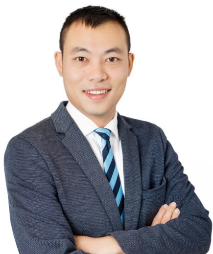 Leon Li - Real Estate Agent at Harcourts - Vermont South