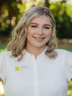 Lexie Pepyat - Real Estate Agent Lexie Pepyat - Real Estate Agent
