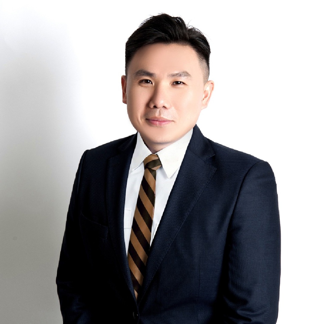 Leysen  Yang Real Estate Agent