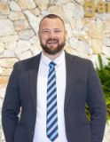 Liam  Anlezark - Real Estate Agent From - Harcourts Property Centre Noosa