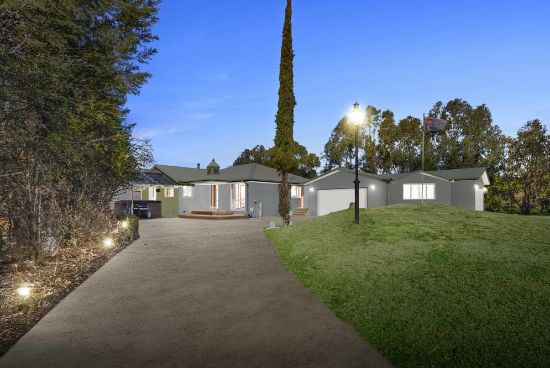 11 Shannon Court, Eildon, Vic 3713