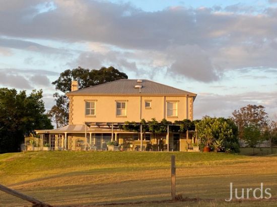 247 Wilderness Road, Lovedale, NSW 2325