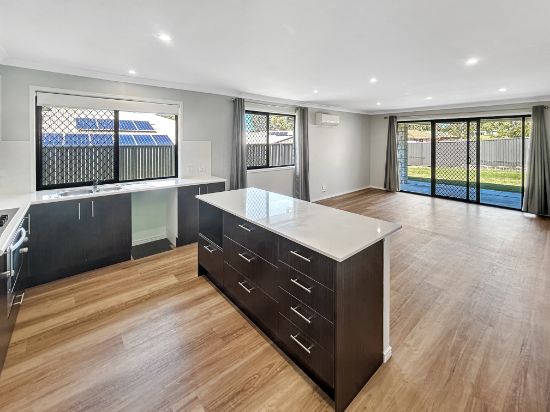 5 Jelica Place, Esk, Qld 4312