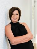 Lindi Rademeyer - Real Estate Agent From - RE/MAX First - Caloundra