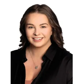 Lindsay Barnes - Real Estate Agent