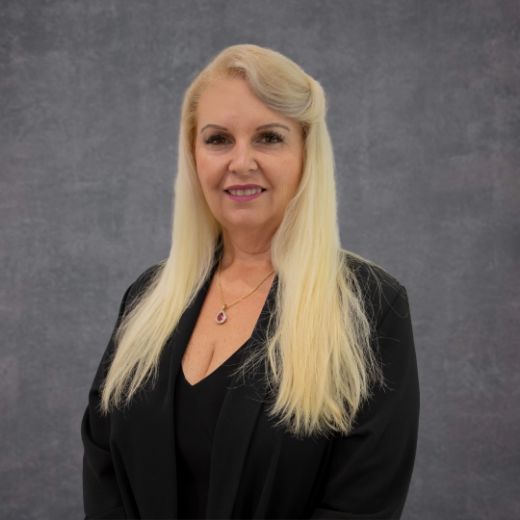 Lisa Chatto - Real Estate Agent at Raine&Horne - Cameron Park
