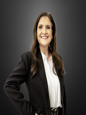 Lisa Cordaro Real Estate Agent