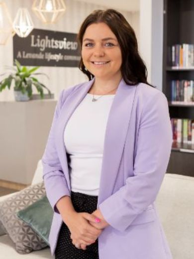 Lisa Hales - Real Estate Agent at Levande - SA