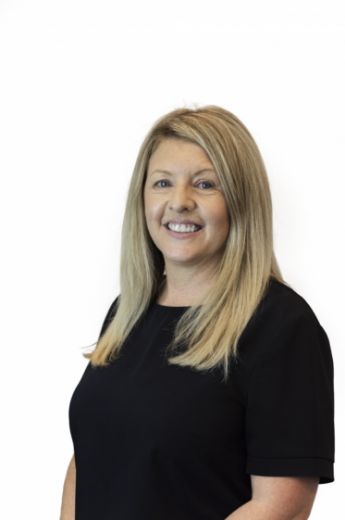 Lisa Pringle - Real Estate Agent at Harcourts Unite - Moreton Bay