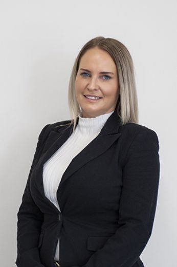 Lisa Thomas - Real Estate Agent at Domain Property Group Central Coast - WOY WOY