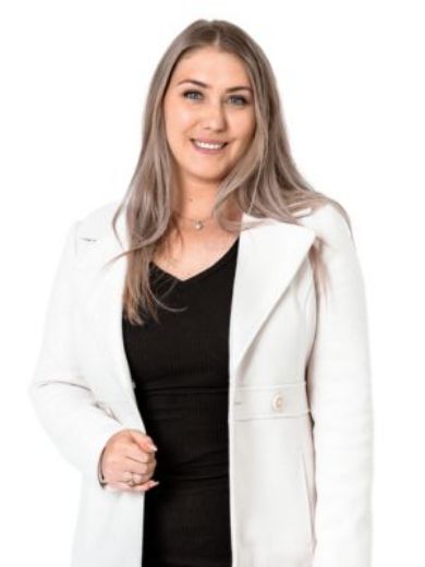 Lisa Van Der Merwe - Real Estate Agent at Platinum Property Co