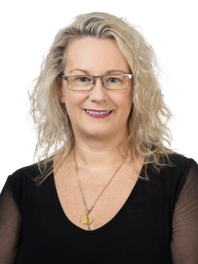 Lisa Welch - Real Estate Agent at Harcourts Empire - WEMBLEY DOWNS
