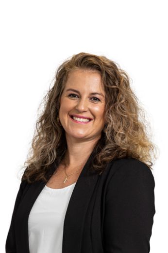 Liz Butler - Real Estate Agent at One Agency - Menai/Sutherland/Kirrawee