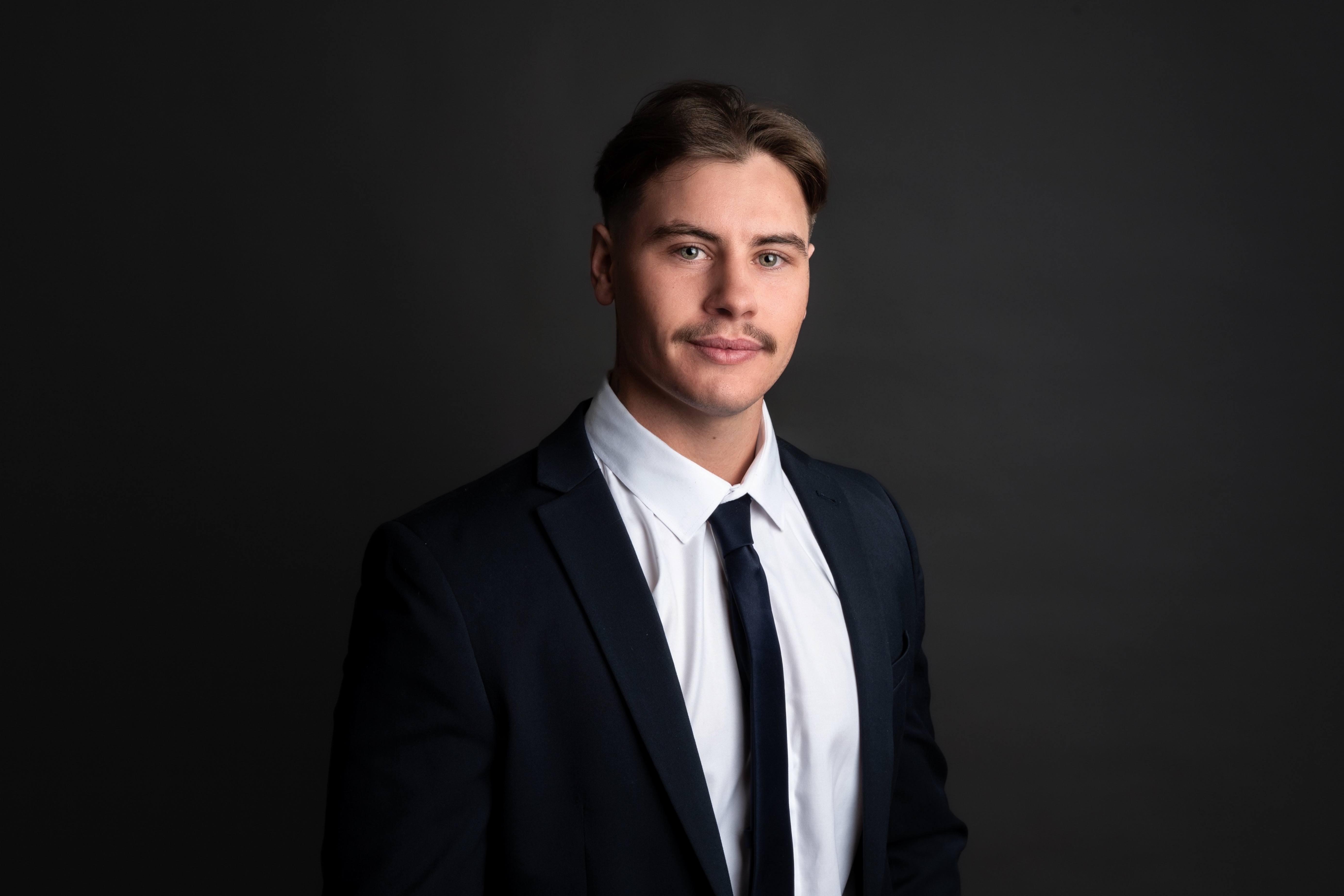 Logan Dirie - Real Estate Agent