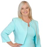 Louise  Denisenko - Real Estate Agent From - Redlands Coast Properties - VICTORIA POINT
