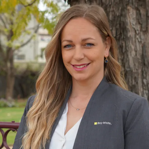 Louise Jacobsen - Real Estate Agent at Ray White Central West Group
