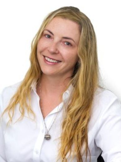 Luci Colla - Real Estate Agent at First National Real Estate Patience - Joondalup