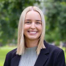 Lucy Crouch - Real Estate Agent