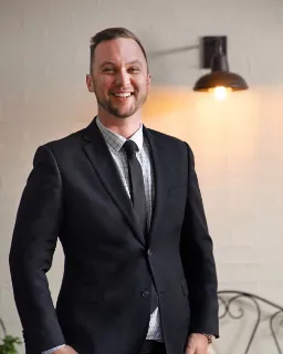 Luke Schoonbeek - Real Estate Agent Luke Schoonbeek - Real Estate Agent