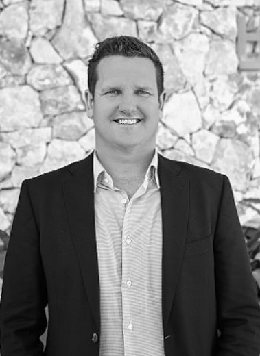 Luke Burton - Real Estate Agent at Harcourts Prestige by Harcourts Property Centre - NOOSA HEADS