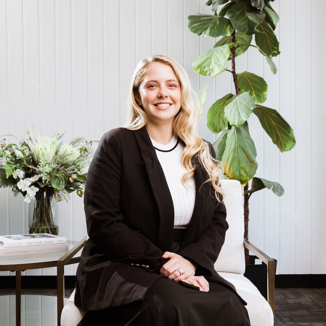 Lyana Reed - Real Estate Agent