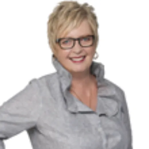 Lyn Hughes - Real Estate Agent at Lyn Hughes Property - BUNDALL