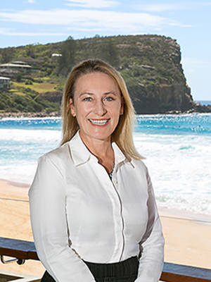 Lyndall Barry Real Estate Agent