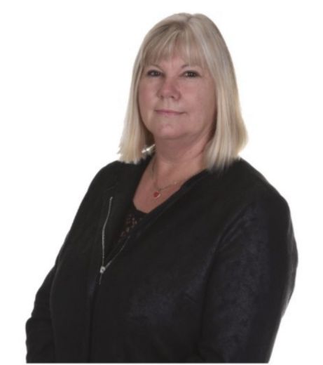 Lynne Cutter - Real Estate Agent at Western Town & Country.com.au - York