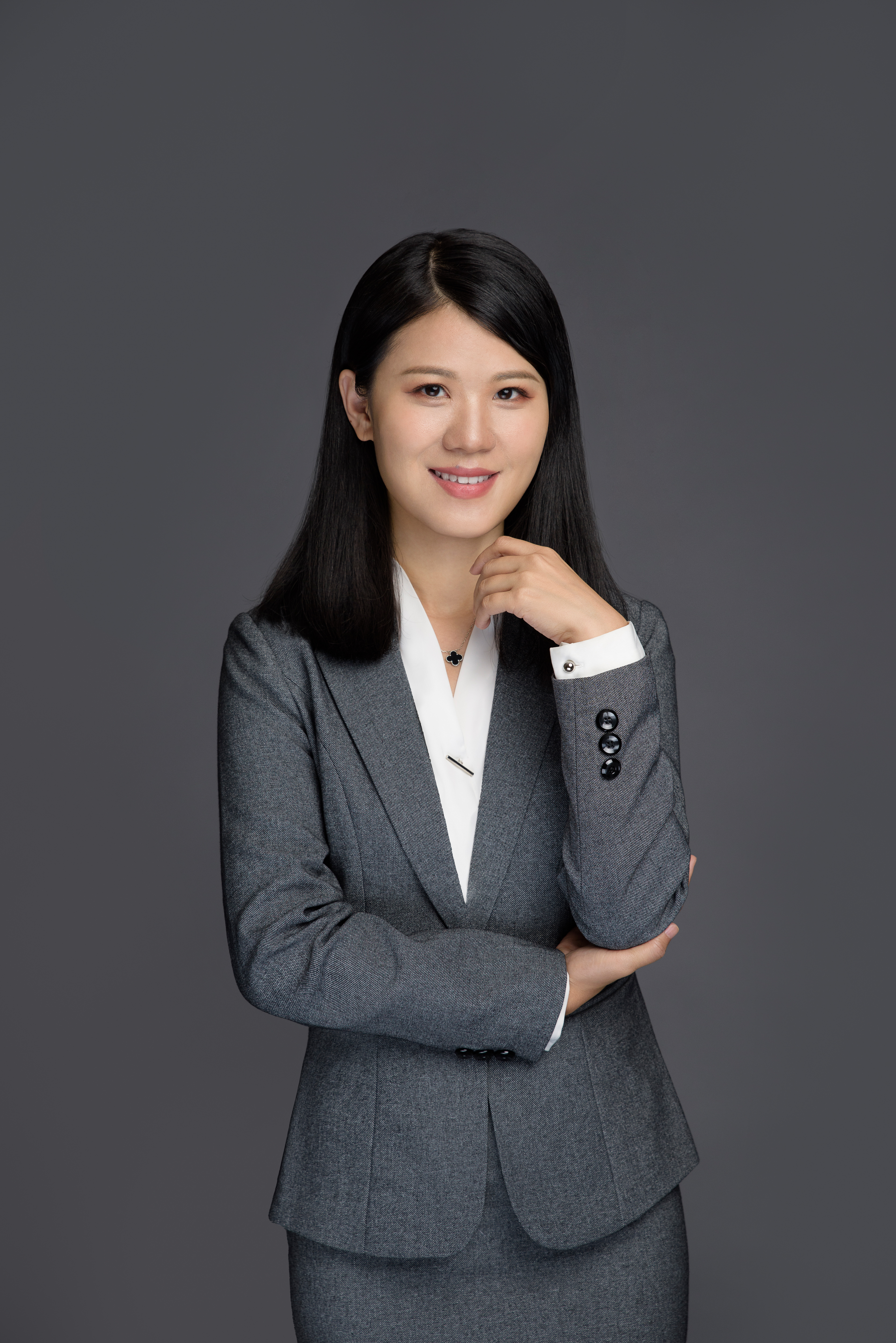 LynneXiaoling Wu Real Estate Agent