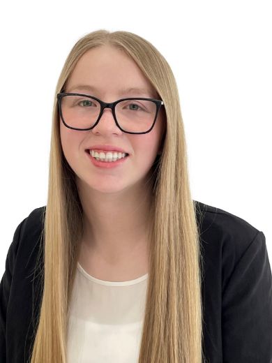Macey McRitchie - Real Estate Agent at LJ Hooker - Budgewoi | Toukley