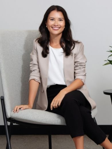 Maddy Tan - Real Estate Agent at Ouwens Casserly Real Estate Unley - RLA 286513